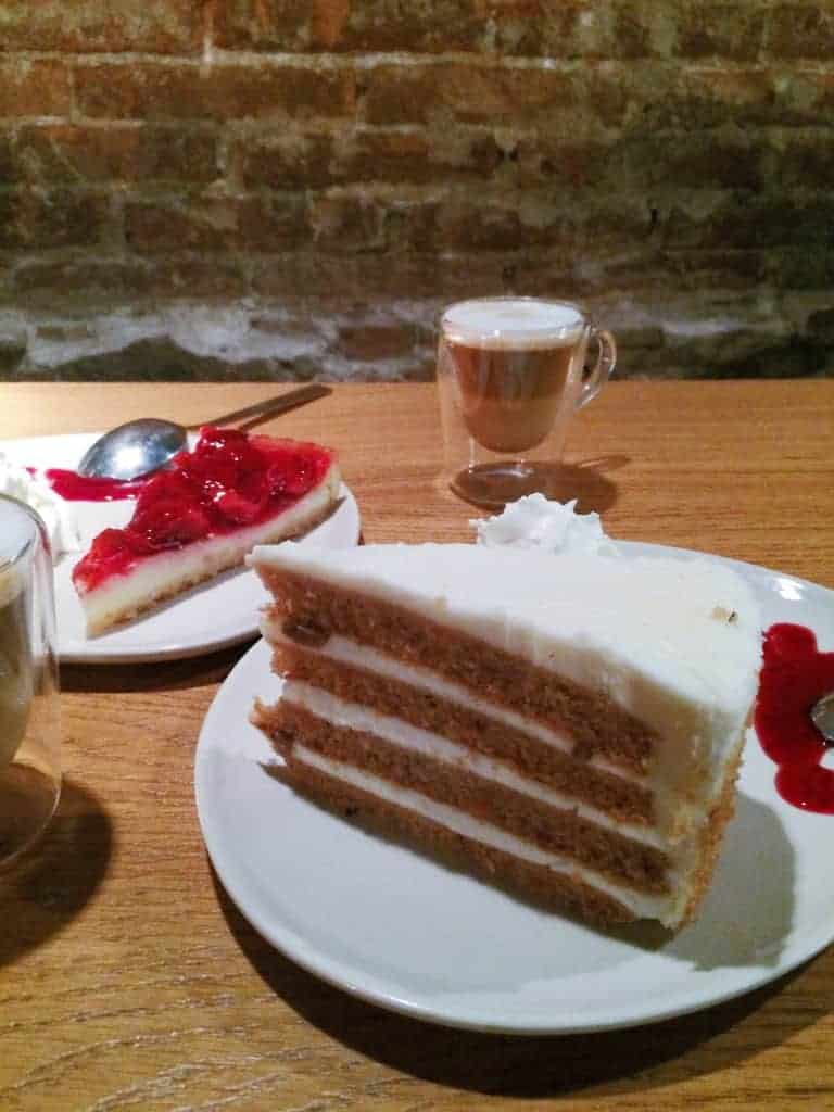 Carrot cake y cheesecake