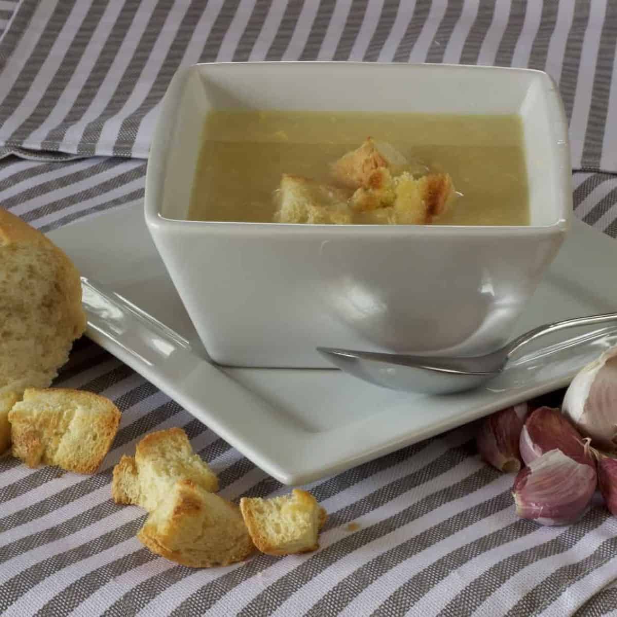 Receta sopa madrileña