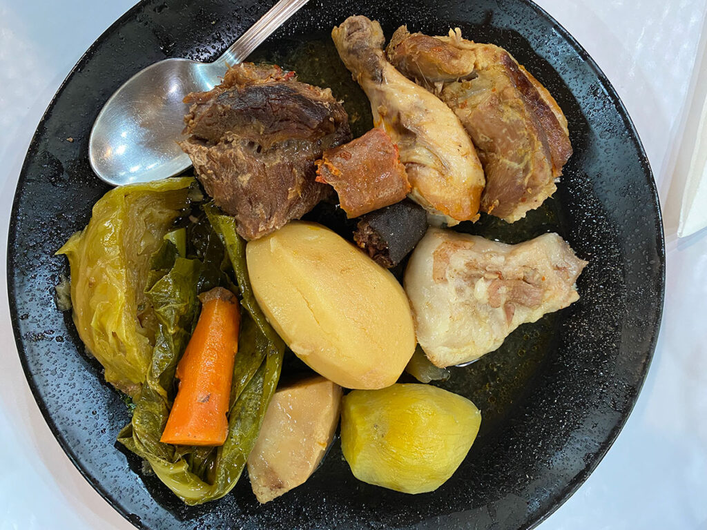 Cocido de Furnas en Azores