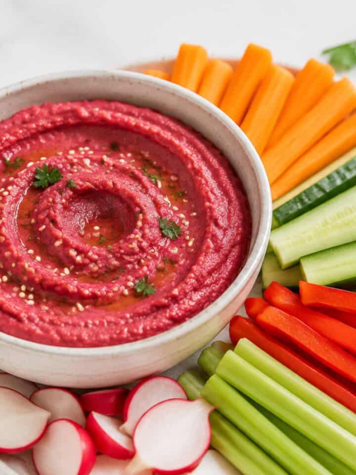 Hummus de remolacha con crudités